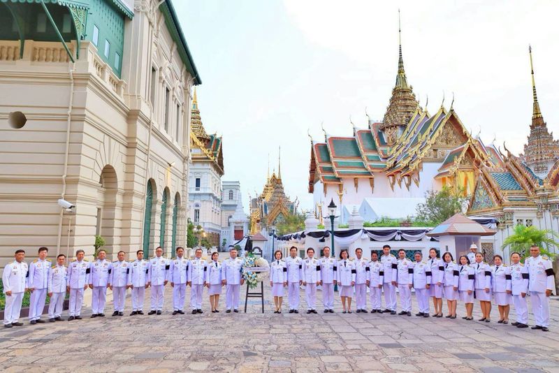 เข้าร่วมพระพิธีธรรมสวดพระอภิธรรมพระบรมศพ สมเด็จพระนางเจ้าสิริกิติ์ พระบรมราชินีนาถ พระบรมราชชนนีพันปีหลวง